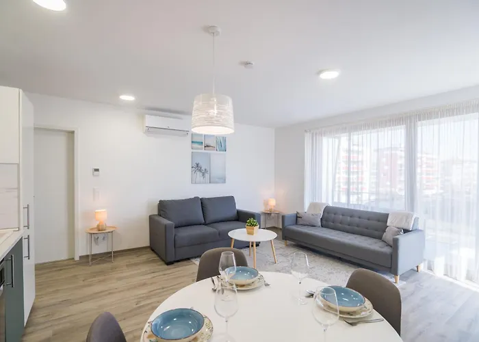 Myflat Coral Beach32 Apartament *